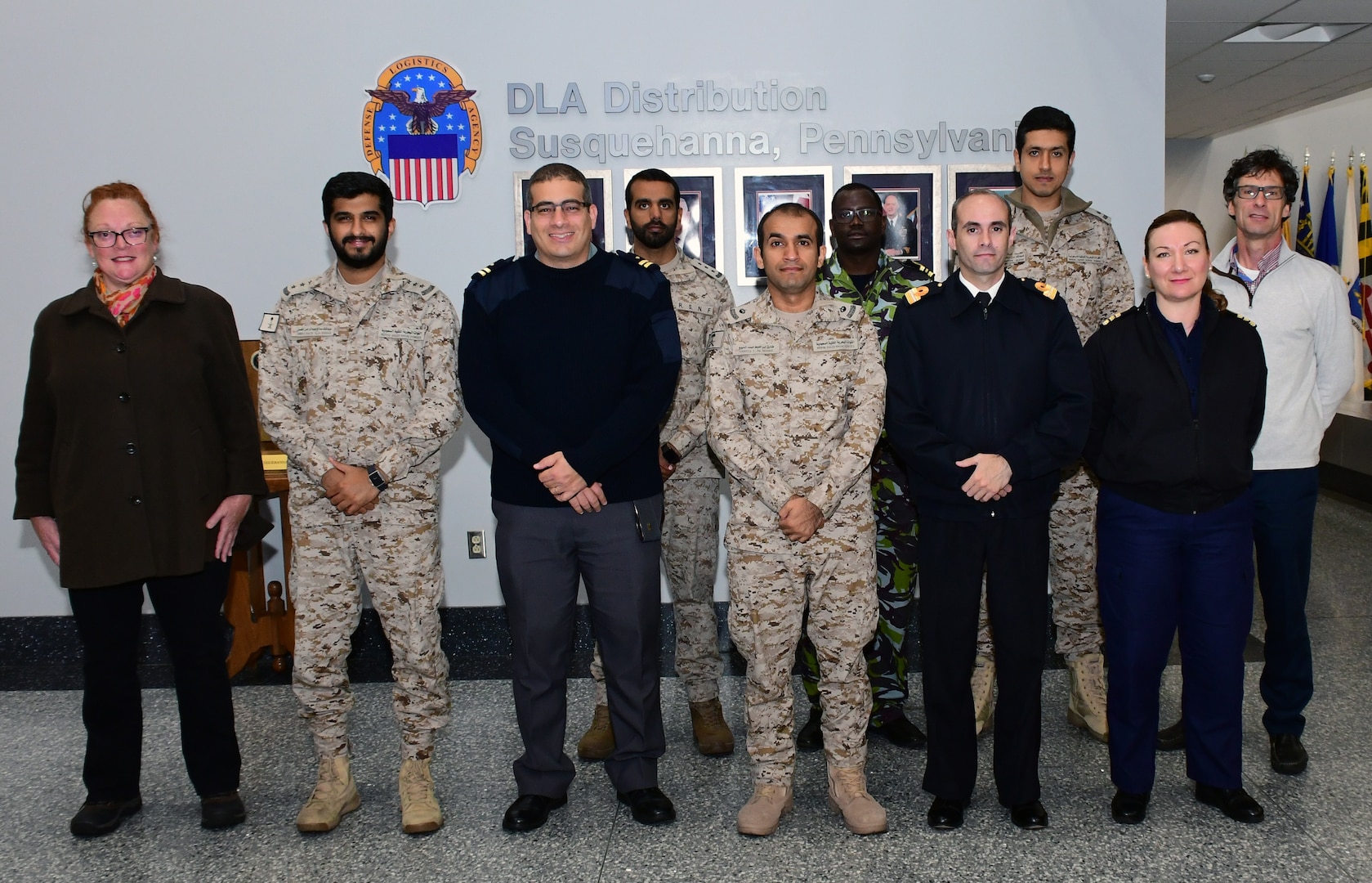 International Officers Supply Course students visit DLA Distribu