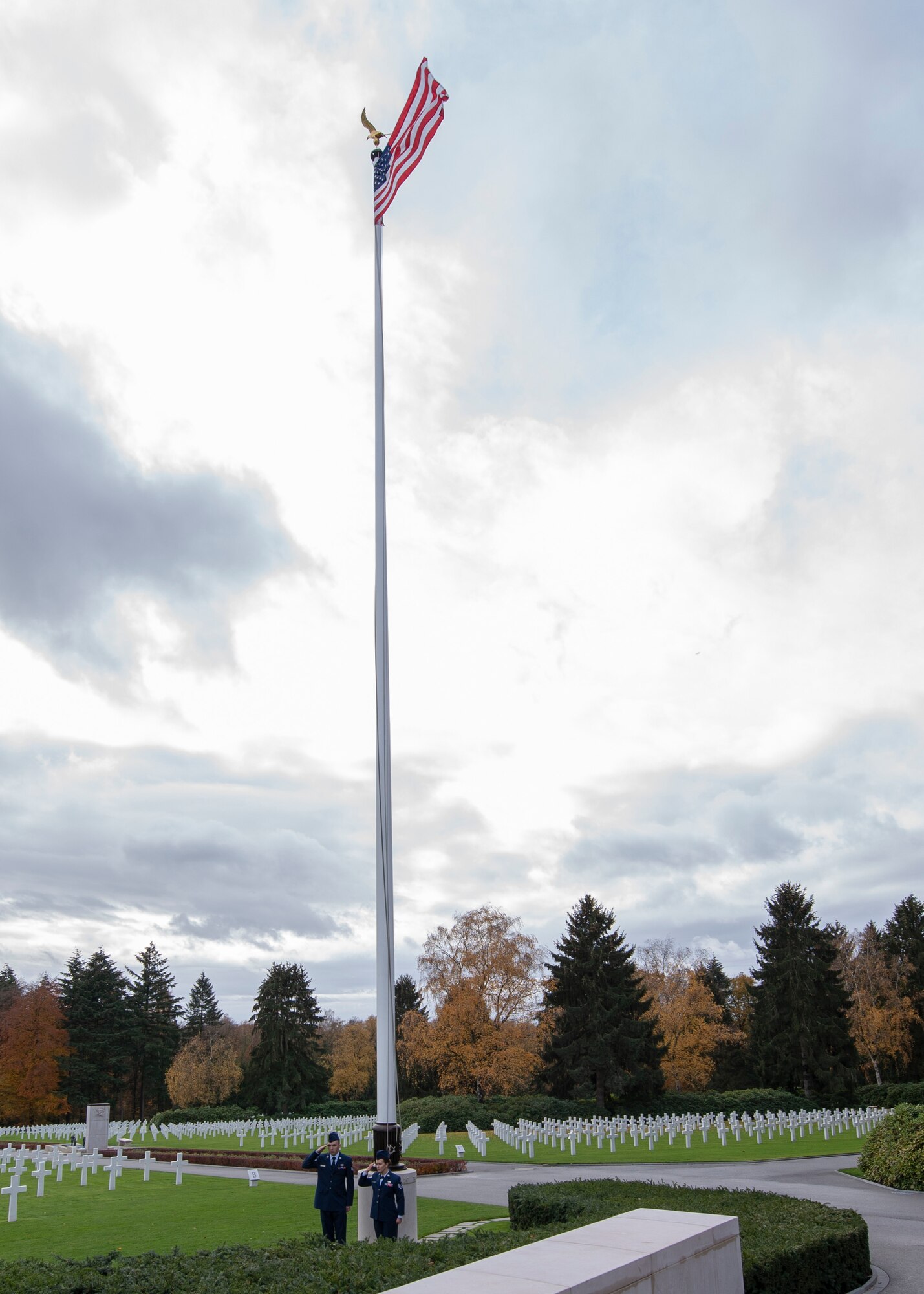 Luxembourgers and Americans commemorate the 100th Anniversary of the end of World War One with a ceremony at the Luxembourg American Military cemetery.