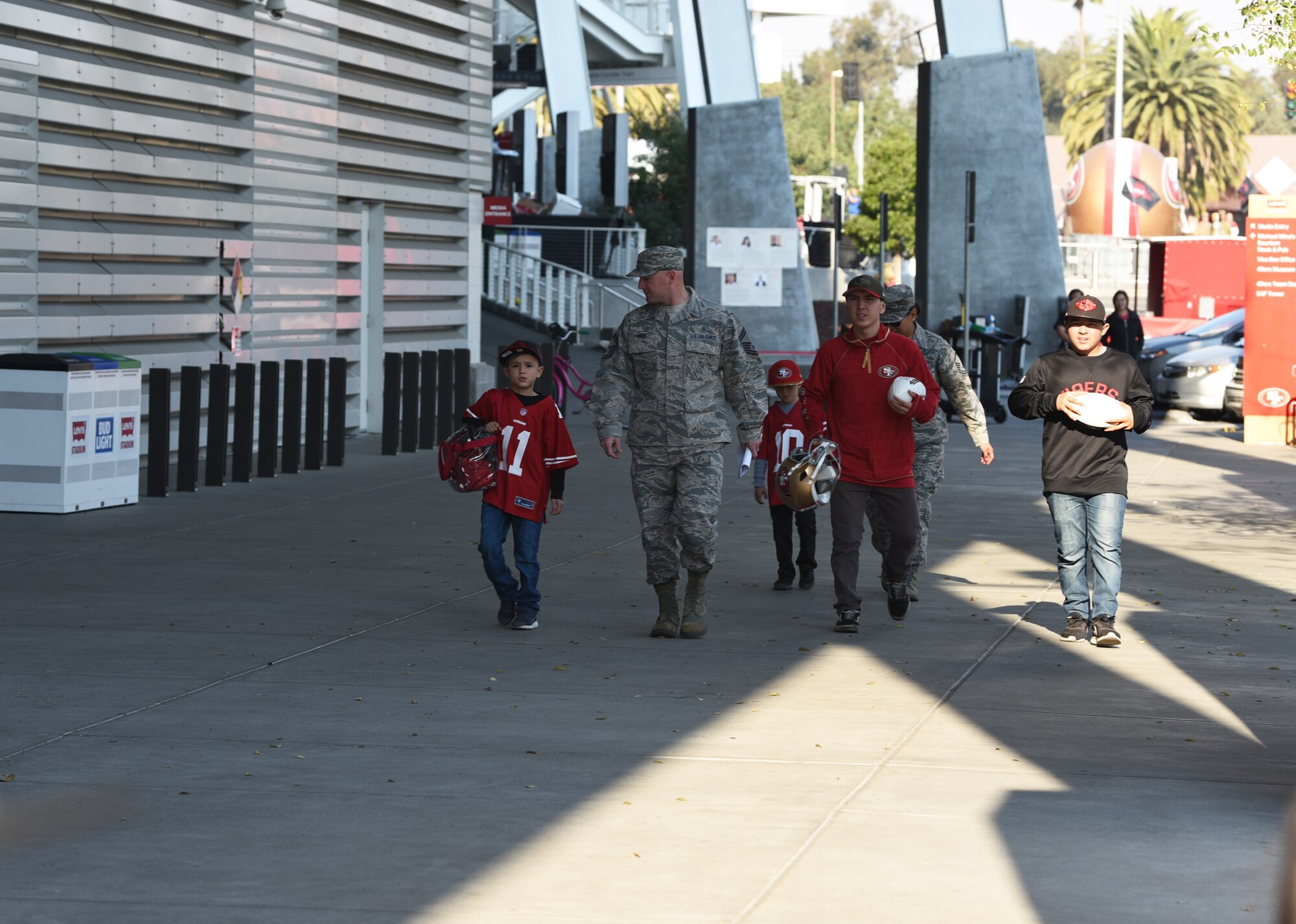 49ers meet Airmen, Different Uniforms Similar Goals