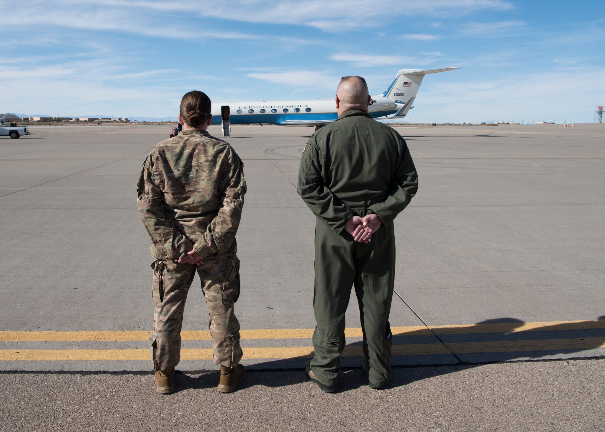 Col. Michael Boger, 54th Fighter Group commander and Tech. Sgt. Whitney O’Neill, 49th Wing protocol specialist, stand on the flightline, November 14, 2018, on Holloman Air Force Base, N.M.,. Gen. Paul Selva, vice chairman of the Joint Chiefs of Staff, visited Holloman and White Sands Missile Range November 13 to 14. (U.S. Air Force photo by Staff Sgt. BreeAnn Sachs).