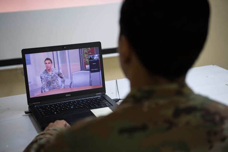 Airmen learn with virtual reality