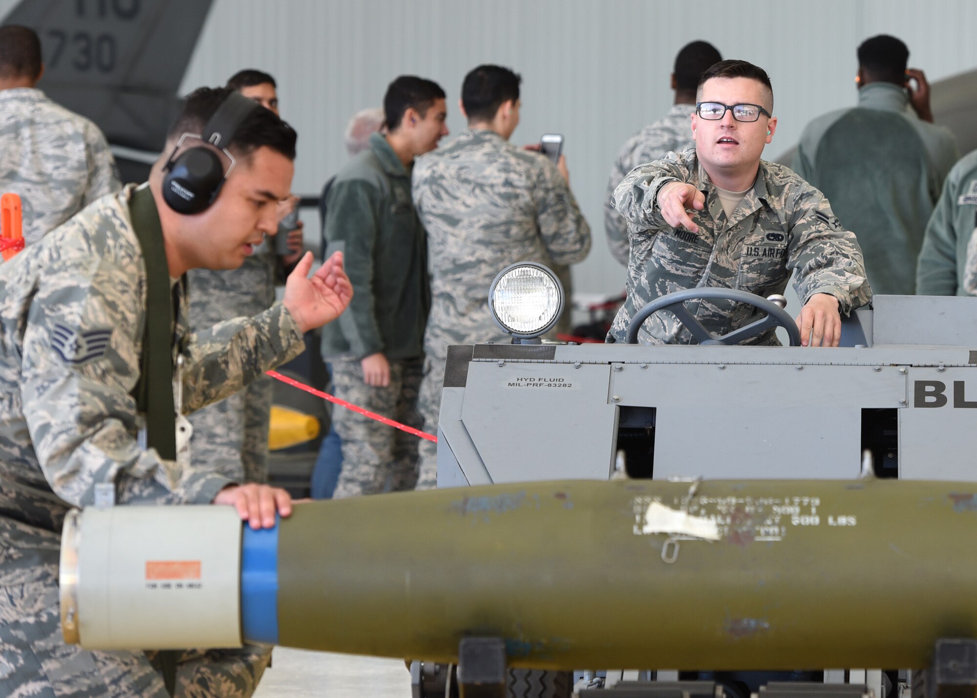 Third Quarter Load Crew Competition