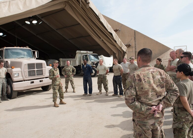 AFCENT Command Chief greets 407 AEG Airmen