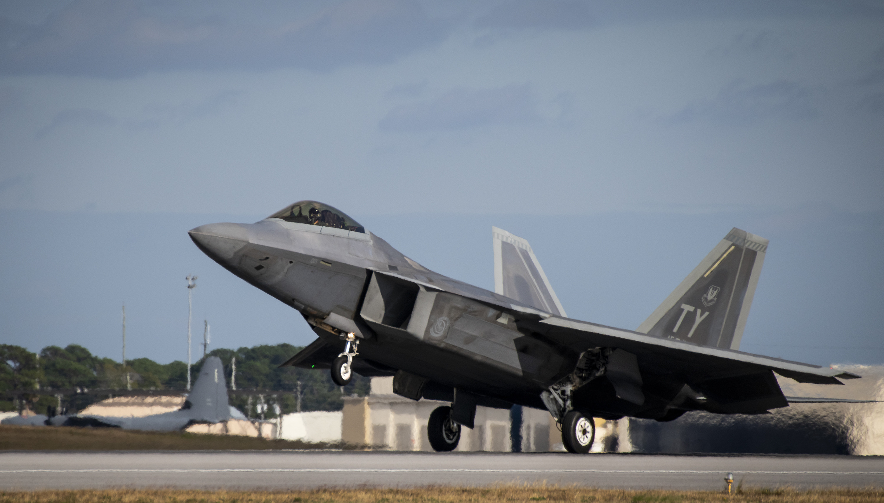 F22 crashes on Eglin range > Eglin Air Force Base > Article Display