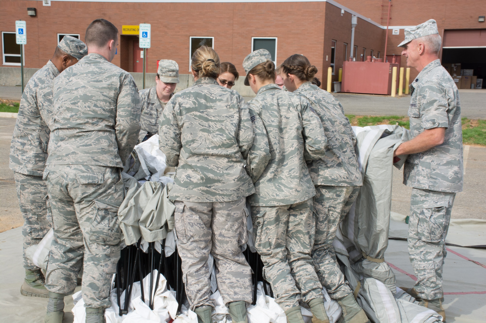 192nd Medical Group Airmen train for CERFP mission