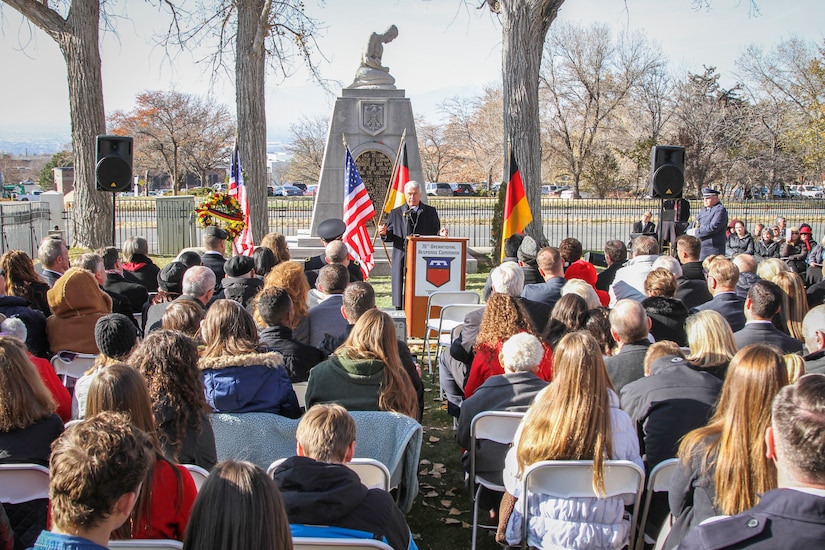 Army Reserve Soldiers attend German National Day of Remembrance event