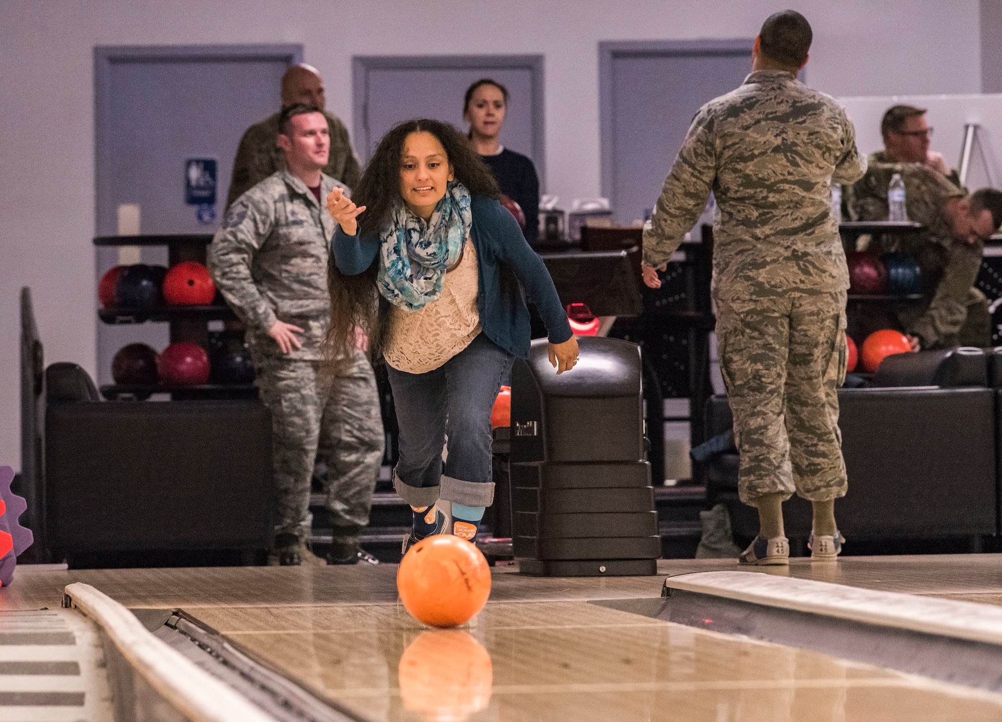 Cynthia Cavalieri, Chesapeake Bay Area Combined Federal Campaign local federal coordinating committee chair, sends her bowling ball down the lane Nov. 16, 2018, at the Eagle Lanes on Dover Air Force Base, Del. Cavalieri participated in the close-out event for Dover AFB’s 2018 CFC. Federal employees and military members have until January 11, 2019 to make a pledge online at https://cbacfc.org/. Dover AFB CFC committee members achieved the goal of contacting 100 percent of base personnel during the Campaign. (U.S. Air Force photo by Roland Balik)