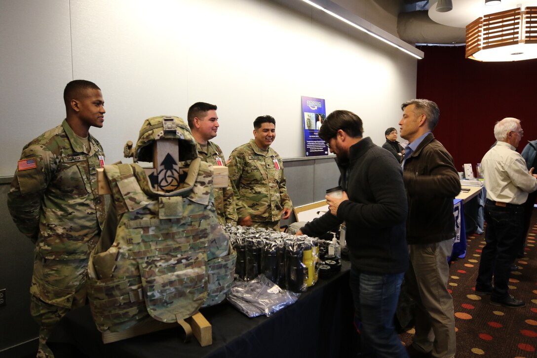 U.S. Army Reserve Soldiers of the 364th Sustainment Command (Expeditionary) shared their military experience with members of the Amazon civilian workforce at a veterans appreciation event hosted by the Amazon Warriors Affinity Group in Seattle, Washington.