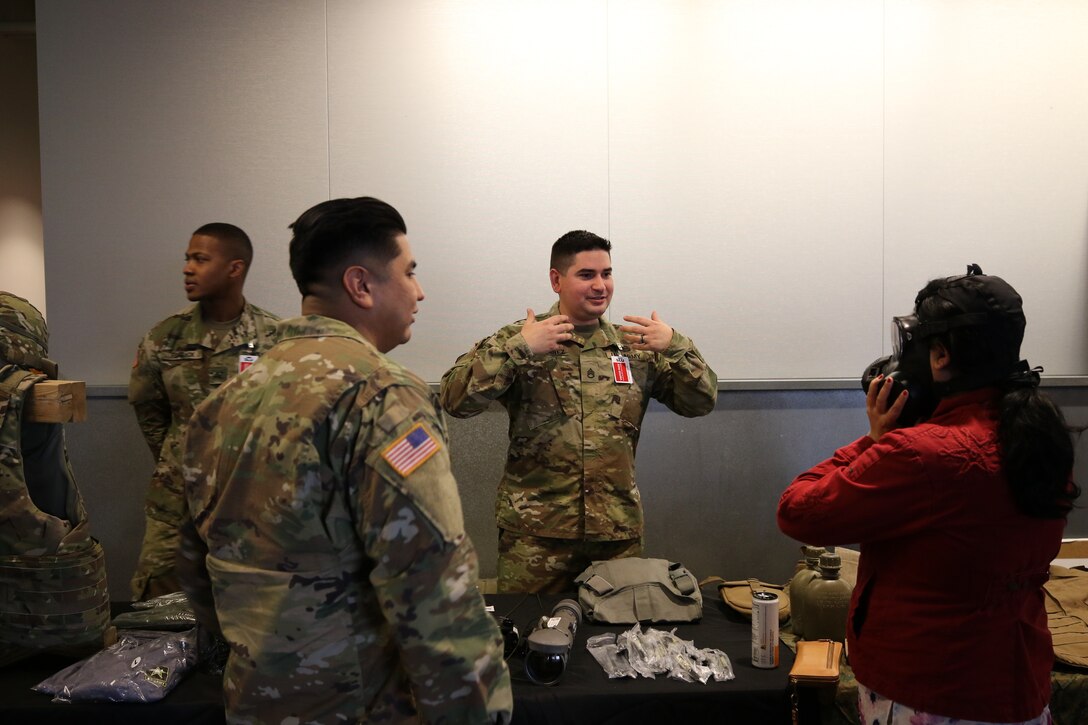 U.S. Army Reserve Soldiers of the 364th Sustainment Command (Expeditionary) shared their military experience with members of the Amazon civilian workforce at a veterans appreciation event hosted by the Amazon Warriors Affinity Group in Seattle, Washington.