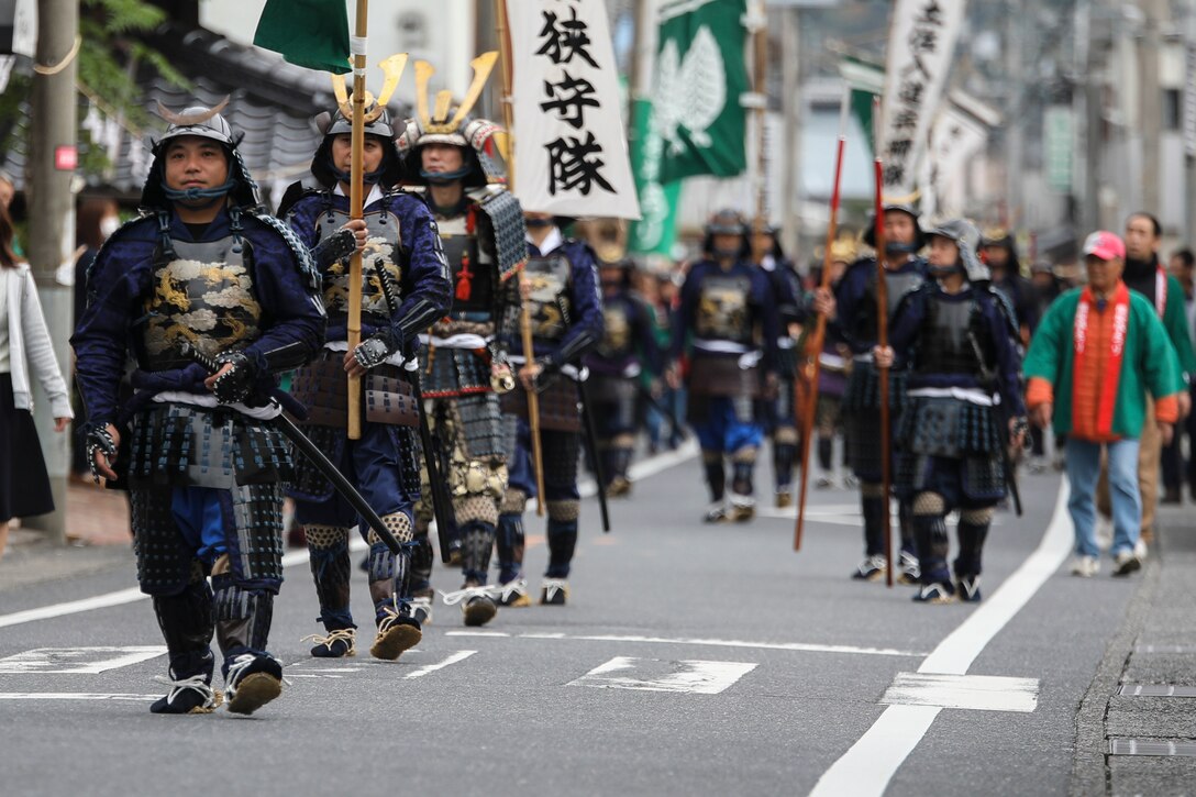 Marines participate in 29th annual Kuragake Festival