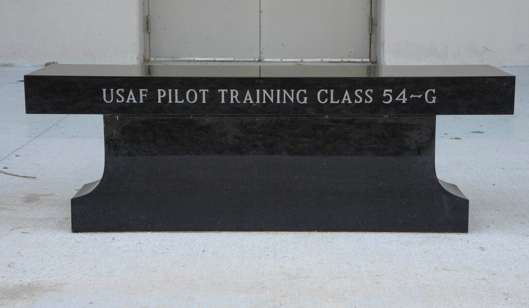 USAF Pilot Training Class 54G Graduated 14 April 1954