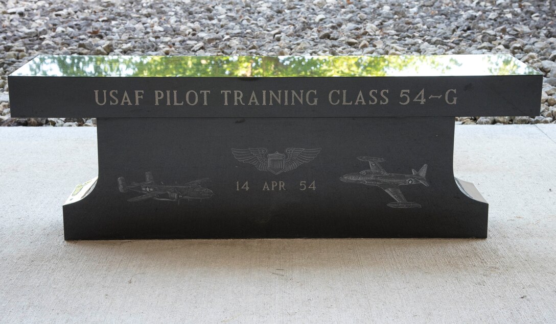 USAF Pilot Training Class 54G Graduated 14 April 1954