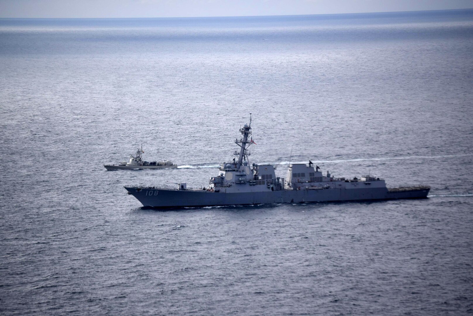 USS Wayne E. Meyer (DDG 108) and LM24 Cuenca, an Ecuadorian naval vessel, perform a passing exercise in the Pacific Ocean, Nov. 22, 2018.