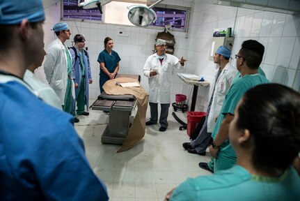 U.S. Soldiers go over ground rules for operating at a hospital in San Pedro Sula, Honduras, Nov. 26, 2018.