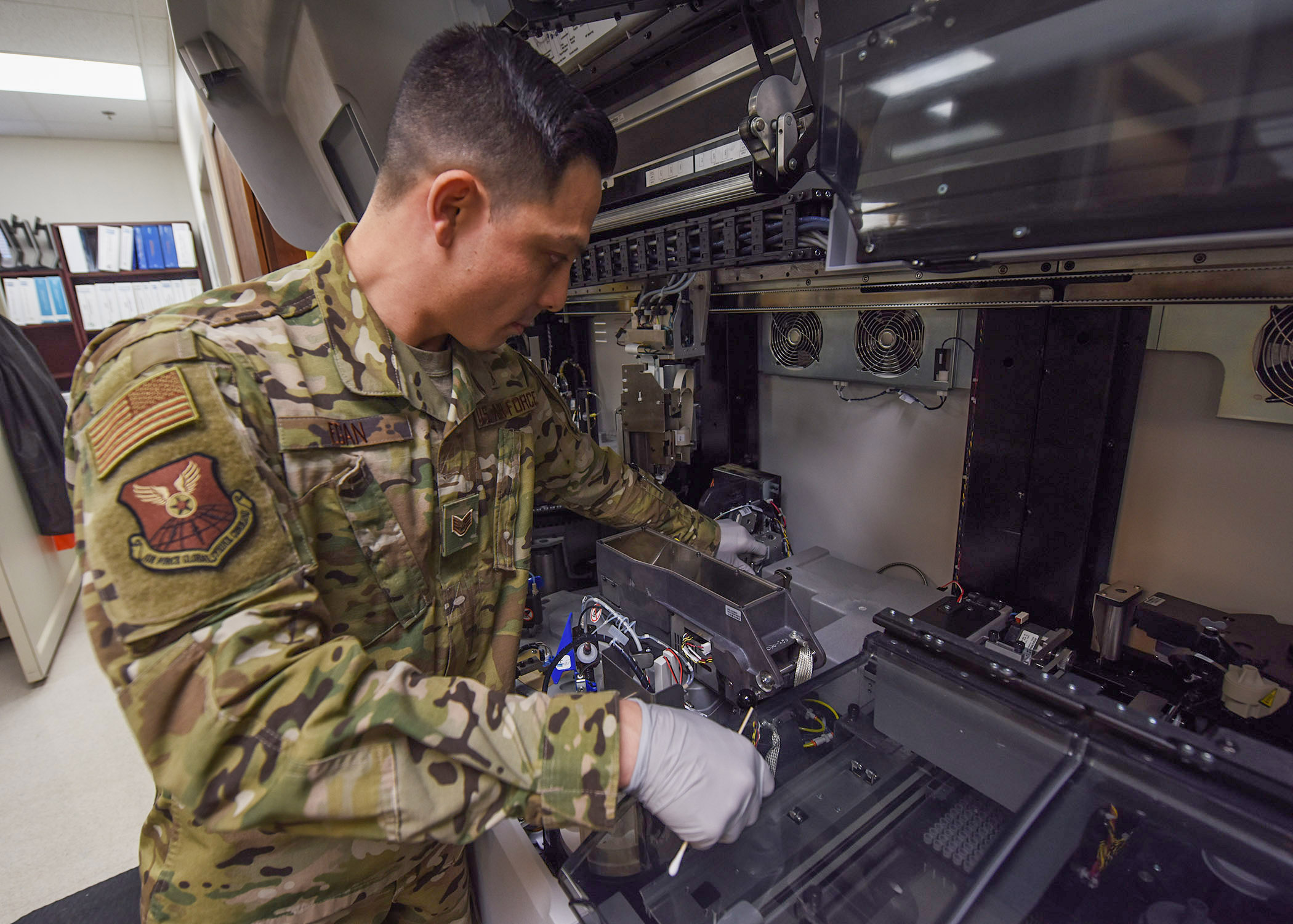 7th-mdss-laboratory-brings-home-team-of-the-year-award-air-force-global-strike-command-afstrat-air-article-display