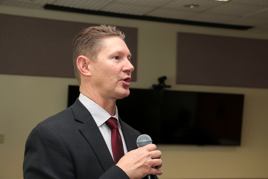 David Van Dorpe, deputy engineer and chief of the Programs and Project Management Division, U.S. Army Corps of Engineers Los Angeles District, and staff lead the discussion at the annual Arizona Flood Control District Directors meeting Nov. 14. In all, 15 counties were invited to the event, hosted by the Flood Control District of Maricopa County.