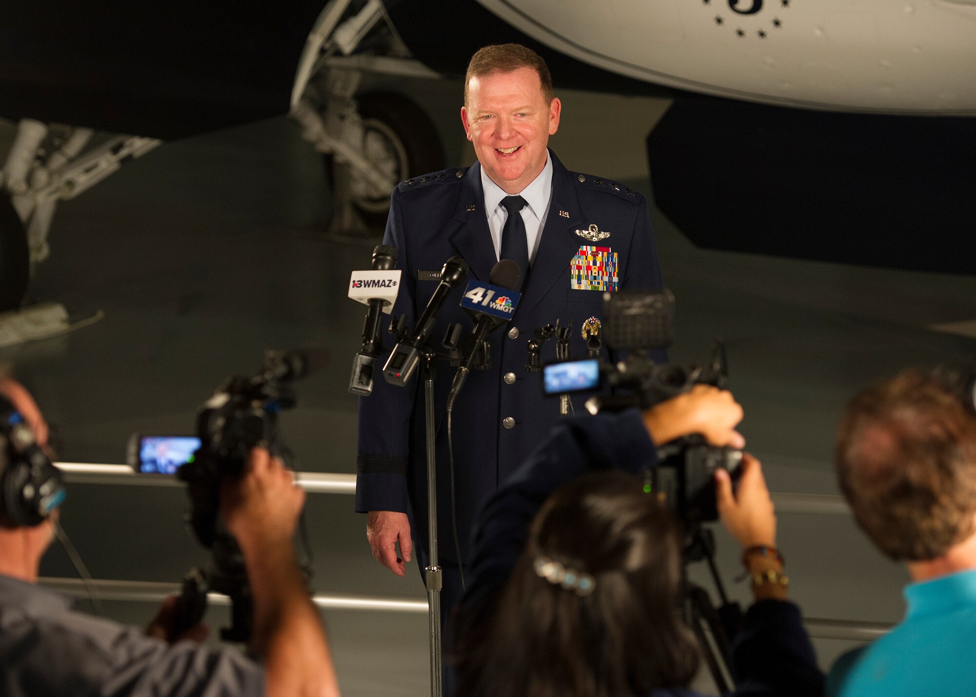 Scobee assumes command of AFRC