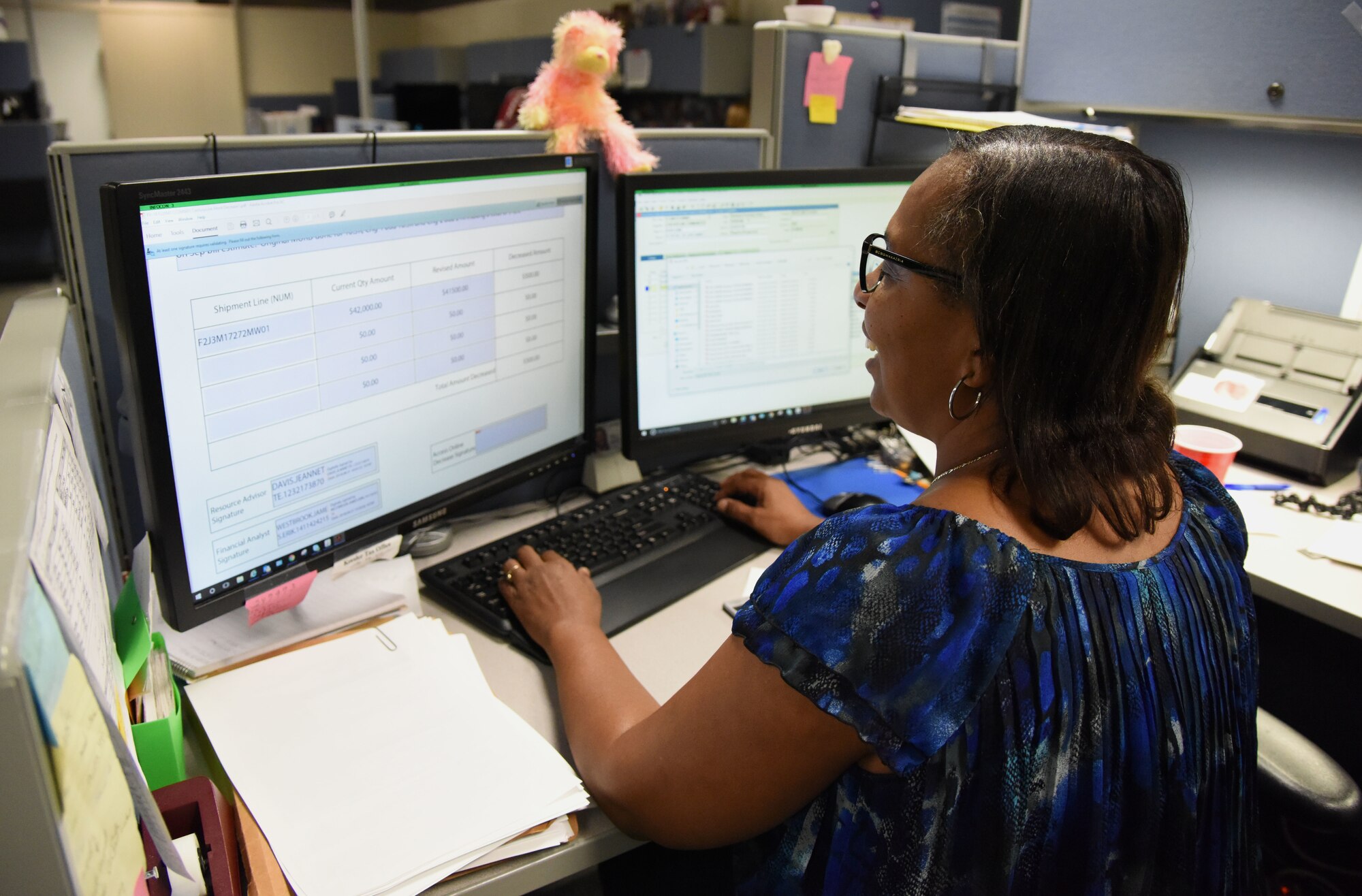 Sharon Floyd, 81st Comptroller Squadron accounting technician, works on the fiscal year 2018 end-of-year close-out at the Sablich Center at Keesler Air Force Base, Mississippi, Sept. 27, 2018. The purpose of the close-out was to execute 100% of Keesler's funding to maximize buying power. (U.S. Air Force photo by Kemberly Groue)