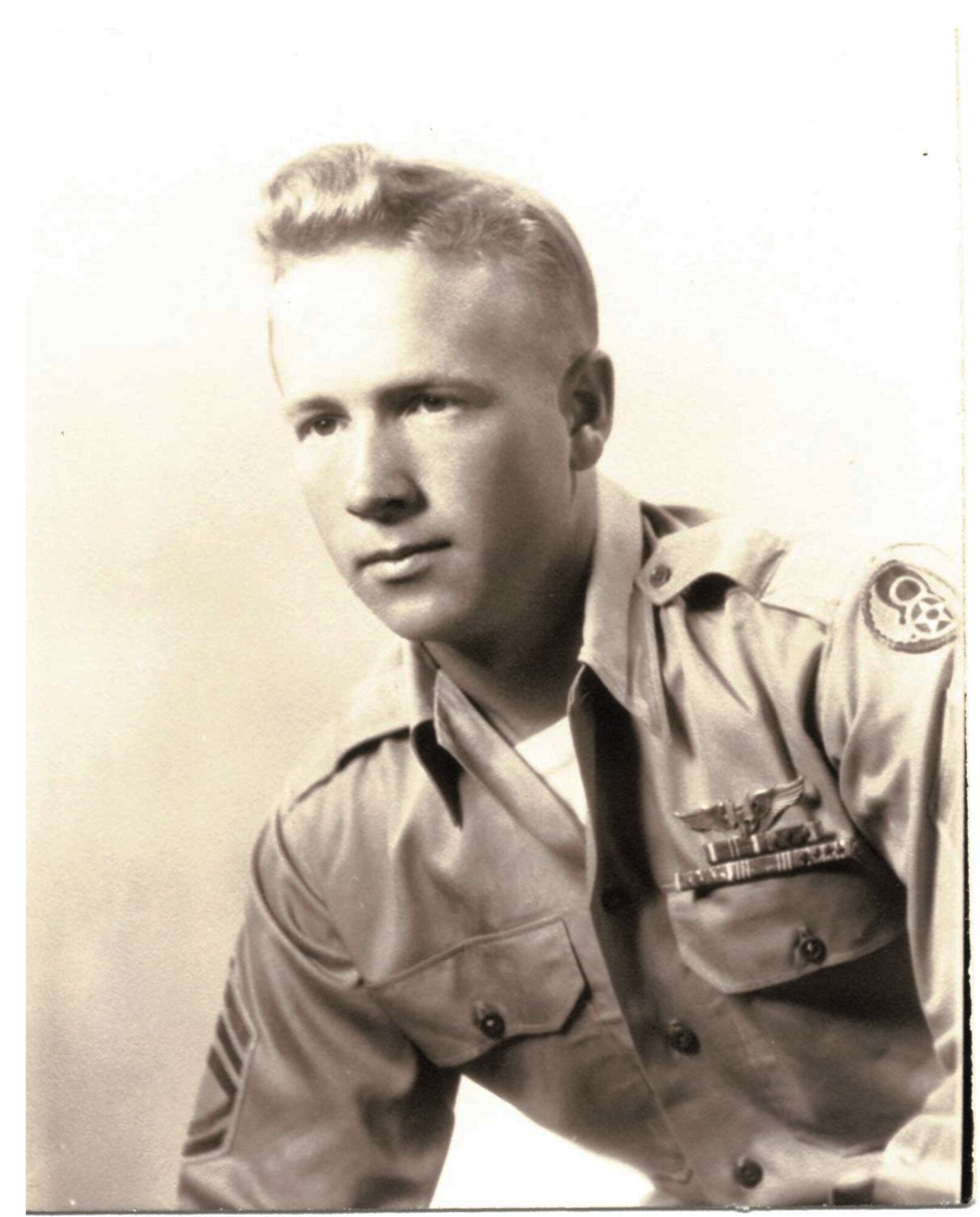 A photo of U.S. Army Air Corps Tech. Sgt. Earl W. Haun during World War II.
