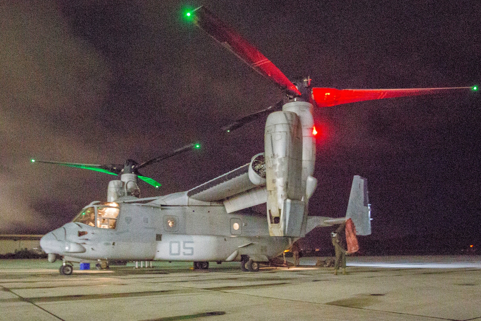 VMM-268 conducts trans-Pacific flight