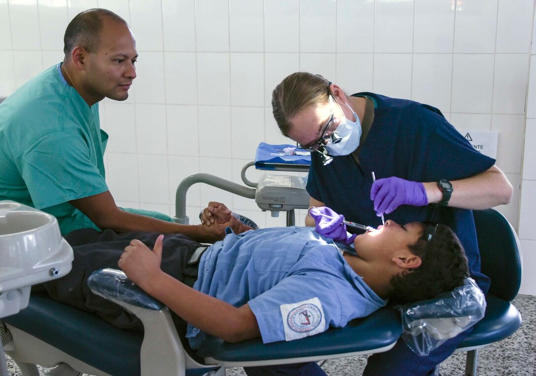 Regional Health Command Central provides pediatric dental services in Honduras