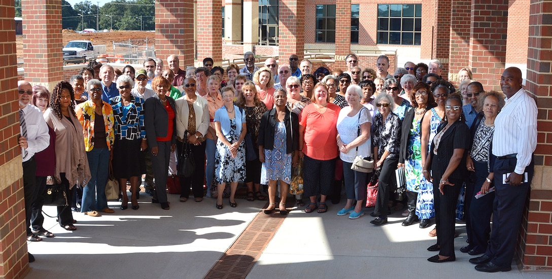 Retirees visit new operations center on DSCR