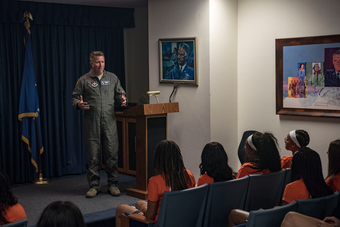 Maj. Gen. Patrick Doherty, 19th Air Force commander, talks to members of the University of Texas San Antonio Women’s Basketball Team Sept. 25, 2018, at Joint Base San Antonio-Randolph, Texas. 19th AF is responsible for the training of more than 30,000 U.S. and allied students annually in numerous specialties ranging from aircrews, remotely piloted aircraft crews, air battle managers, weapons directors, Air Force Academy airmanship programs, and survival, escape, resistance, and evasion specialists. (U.S. Air Force photo by Senior Airman Stormy Archer)