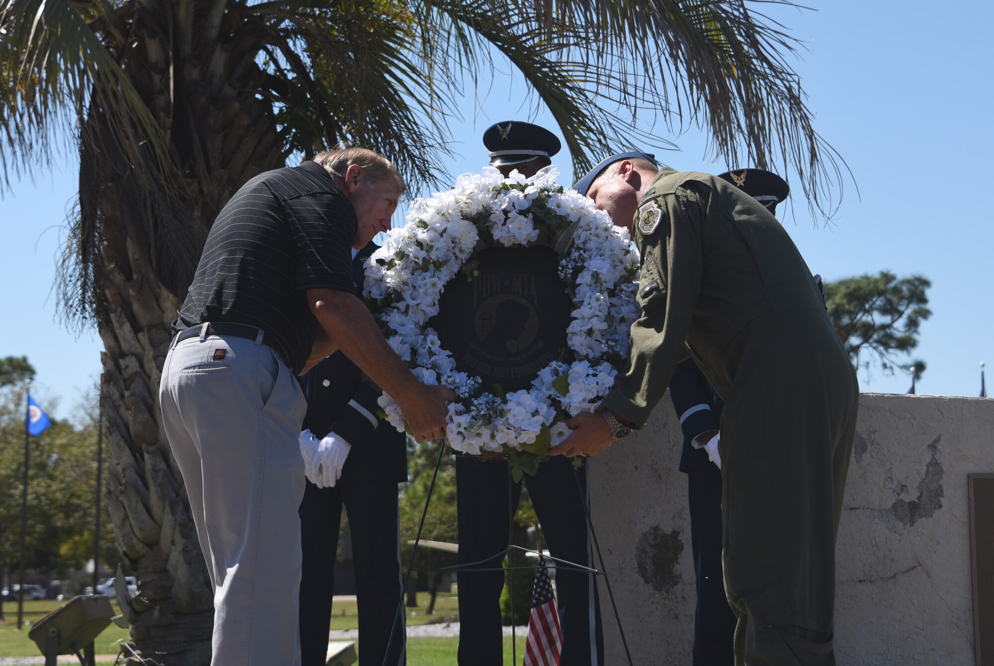 U.S. Air Force members laying wreath