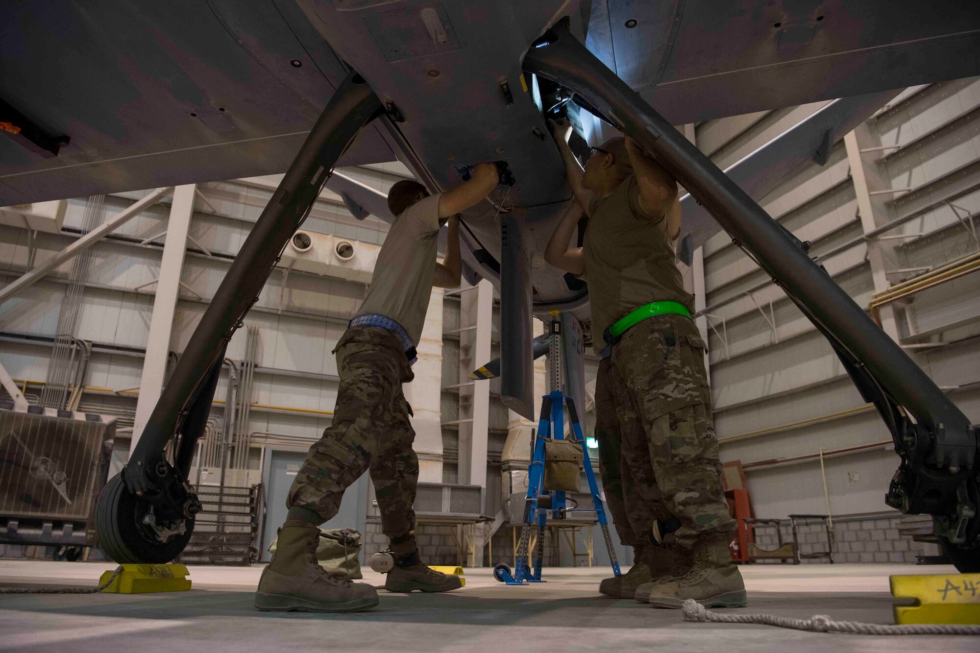 Crew chiefs complete inspection on MQ-9 Reapers
