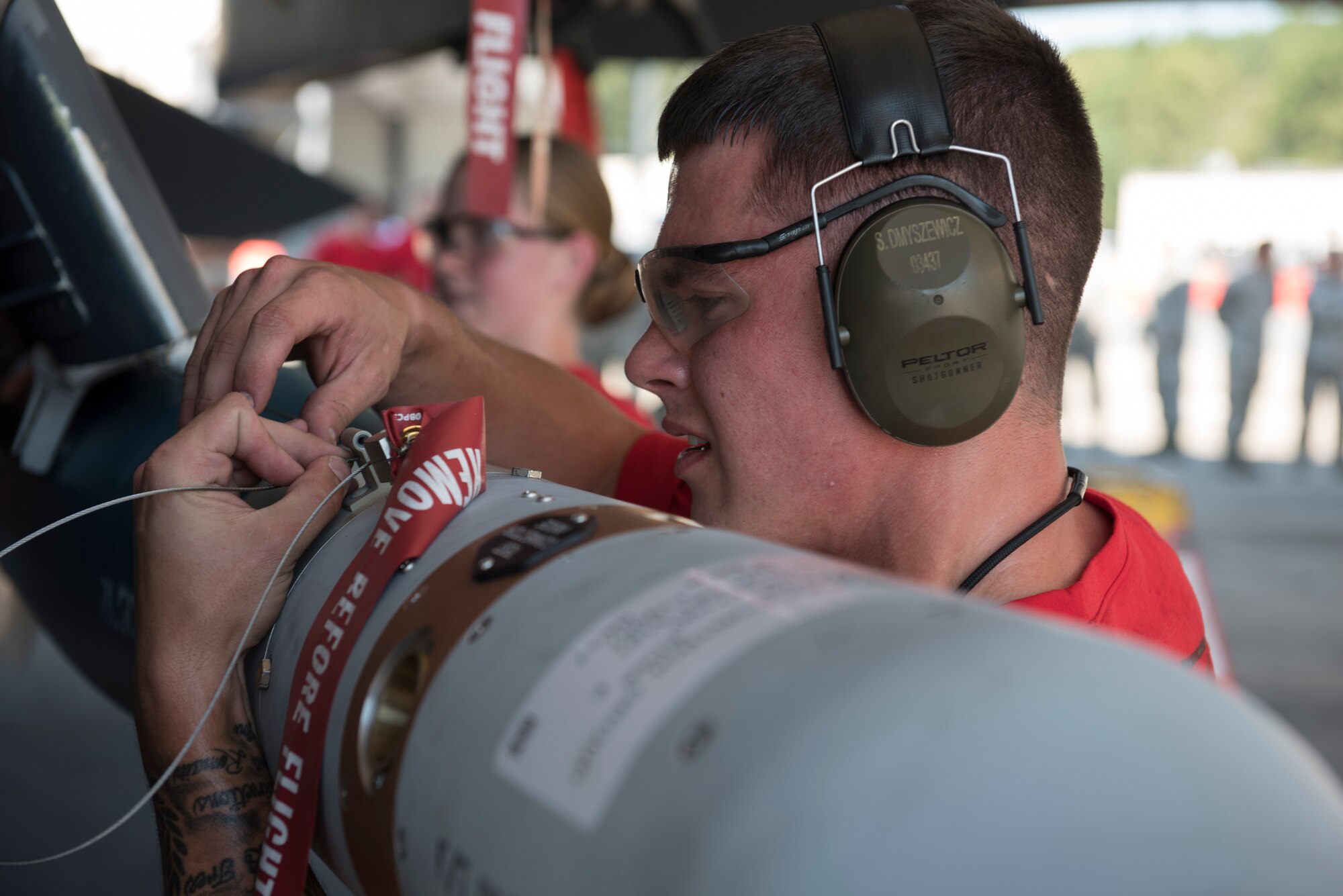 AMUs compete in quarterly load crew competition