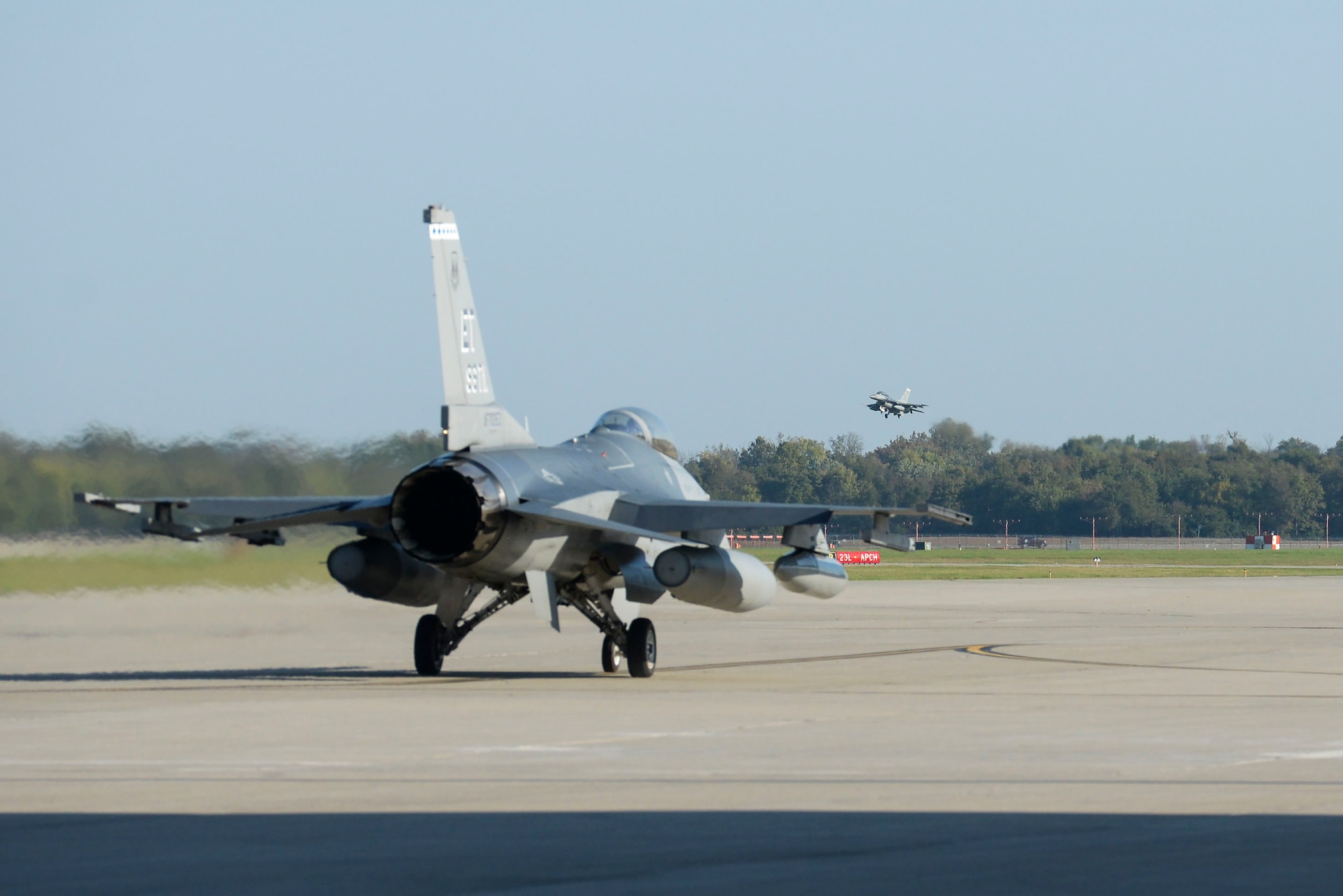 Aircraft Use Wright-Patterson AFB As Safe Haven