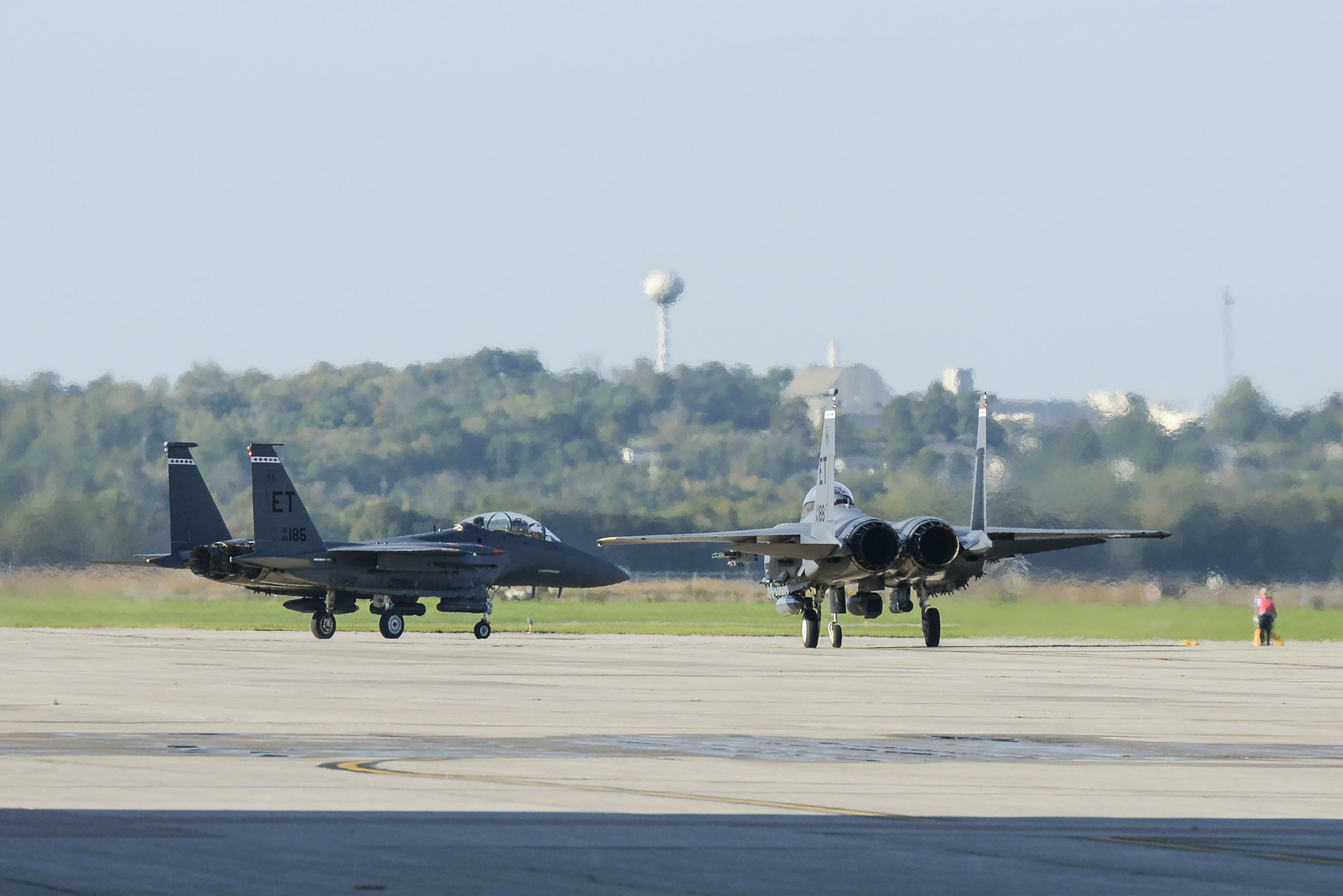 Aircraft Use WrightPatterson AFB As Safe Haven