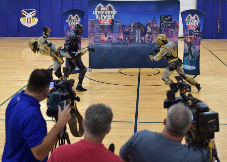 The USO of Northern Ohio and Feld Entertainment, producers of Marvel Universe LIVE!, gave children of 910th Airlift Wing Reserve Citizen Airmen a taste of what it’s like to be a superhero on Oct. 10, 2018, in the fitness center at Youngstown Air Reserve Station.