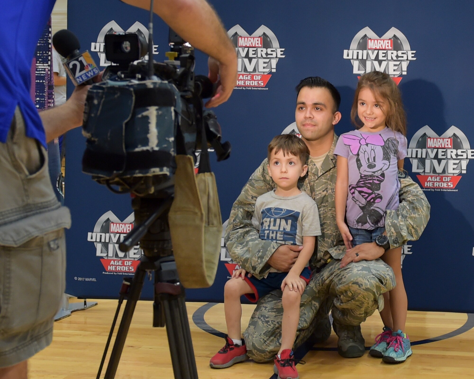 The USO of Northern Ohio and Feld Entertainment, producers of Marvel Universe LIVE!, gave children of 910th Airlift Wing Reserve Citizen Airmen a taste of what it’s like to be a superhero on Oct. 10, 2018, in the fitness center at Youngstown Air Reserve Station.