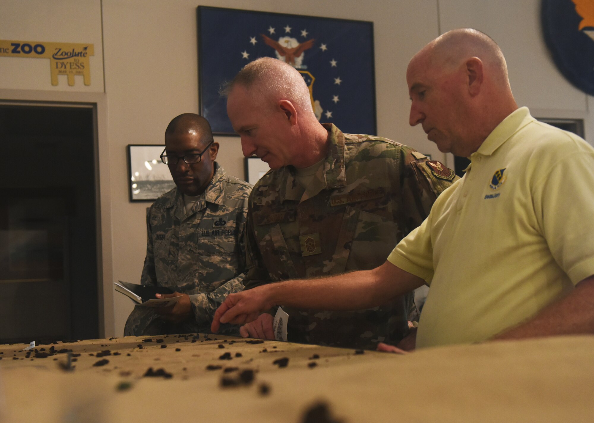8th AF commander visits Dyess