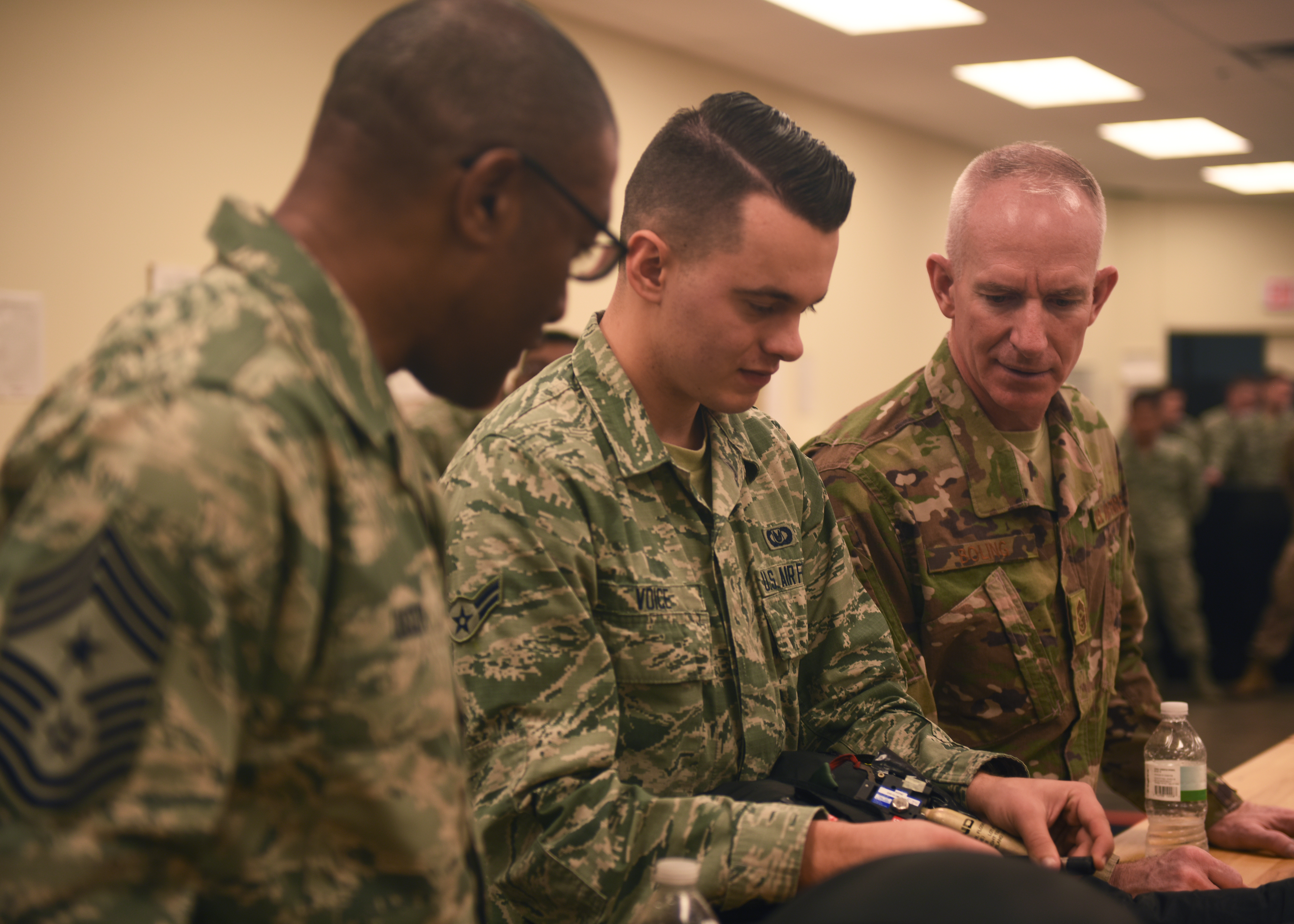 8th AF commander visits Dyess > Dyess Air Force Base > Article Display