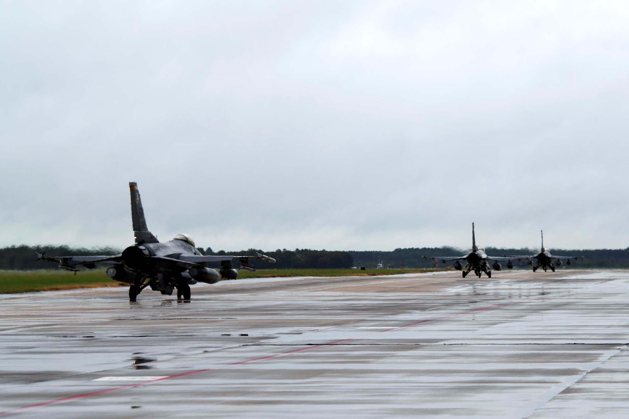 U.S. Air Force F-16 Fighting Falcon assigned to the 79th Fighter Squadron (FS) taxi at Shaw Air Force Base, S.C., Oct. 10, 2018.