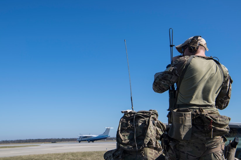 23rd STS Guides Airpower Into Tyndall AFB > Air Force Special Tactics ...