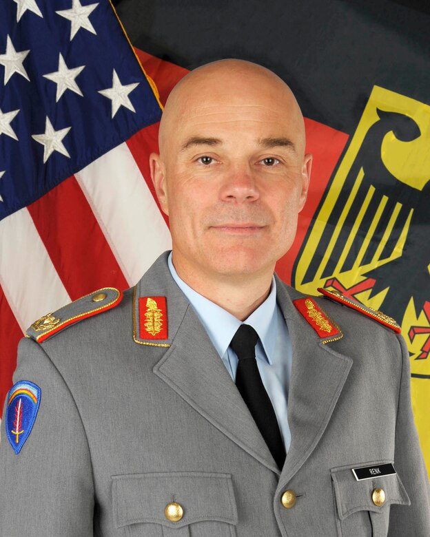Brig Gen Hartmut Renk U S Army Europe Leaders Article View