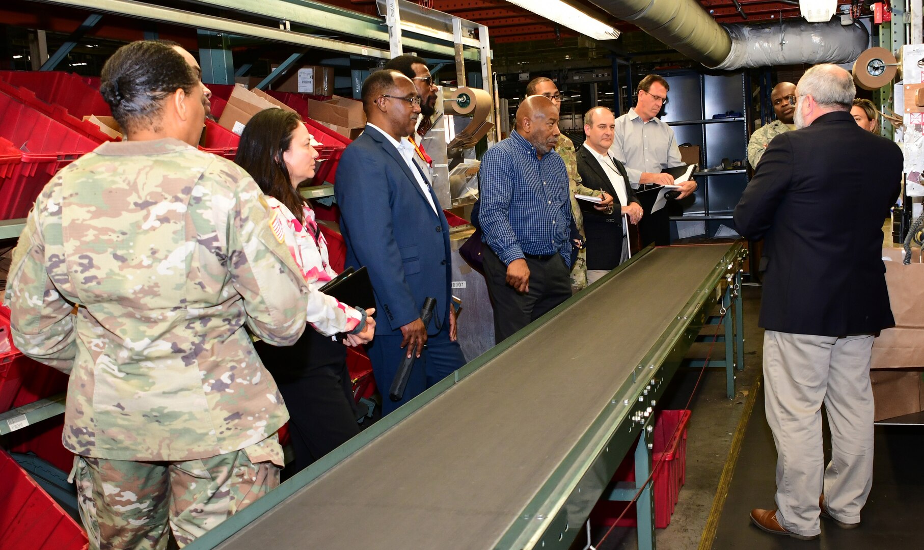 OSD Sustainment Fellows visit DLA Distribution, tour EDC