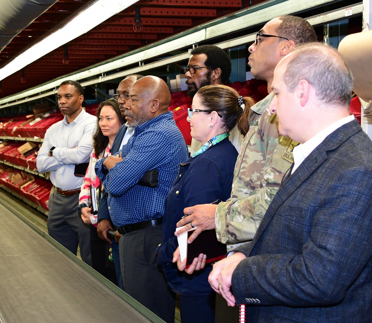 OSD Sustainment Fellows visit DLA Distribution, tour EDC