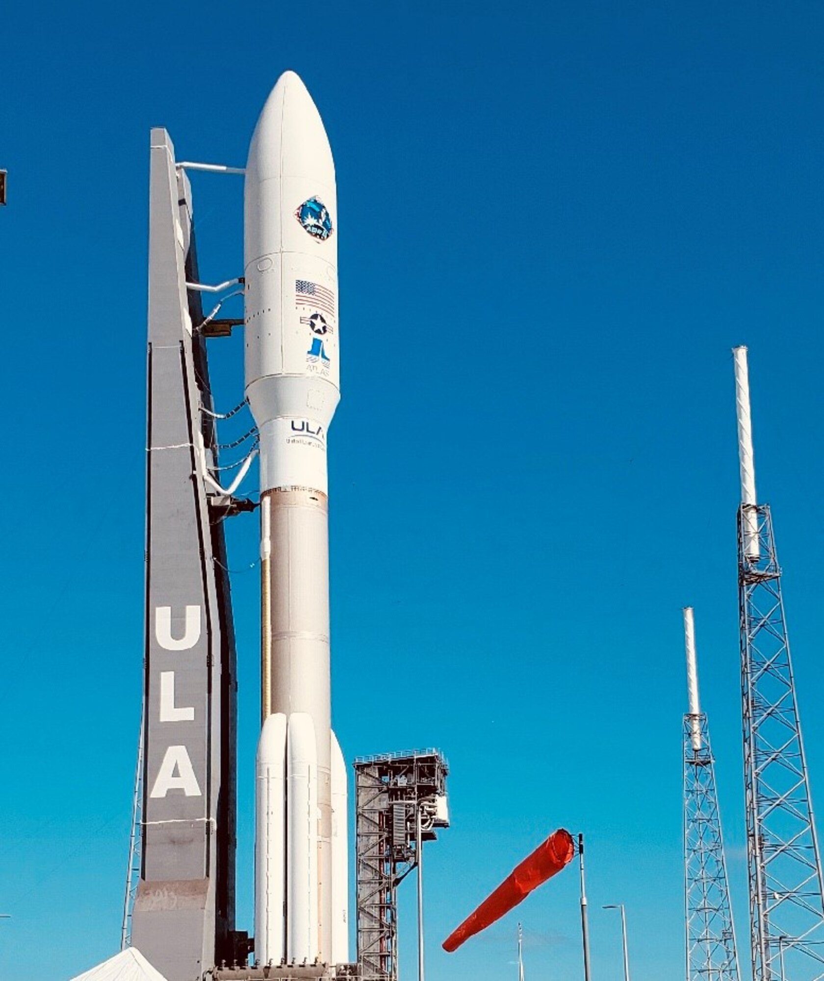 AEHF-4 Atlas V rollout