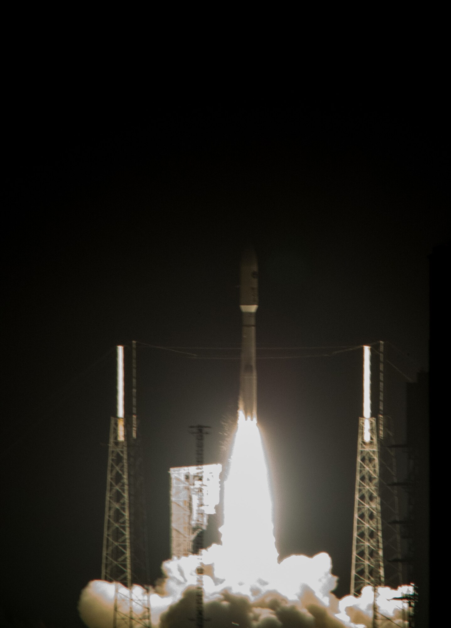 AEHF-4