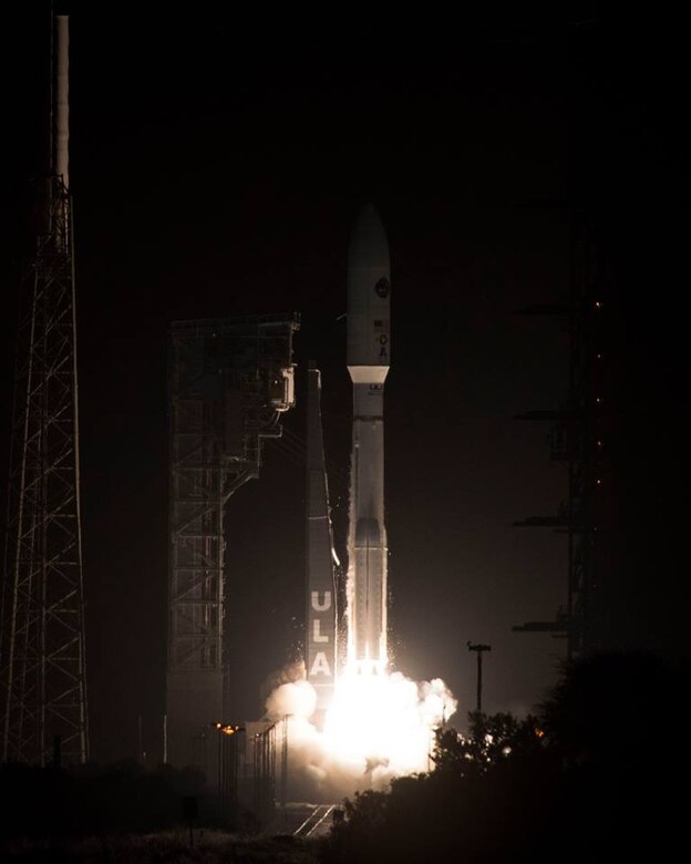 Atlas V Aehf 4 Successfully Launches From Ccafs 45th Space