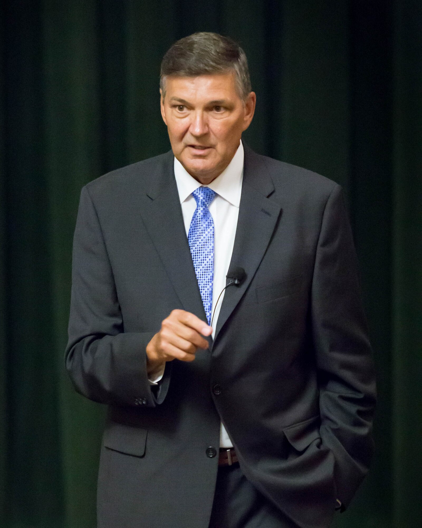 Retired U. S. Air Force Lt. Gen. Bradley Heithold speaks at Twenty-Fifth Air Force's annual anniversary banquet, Sept. 29, 2018.