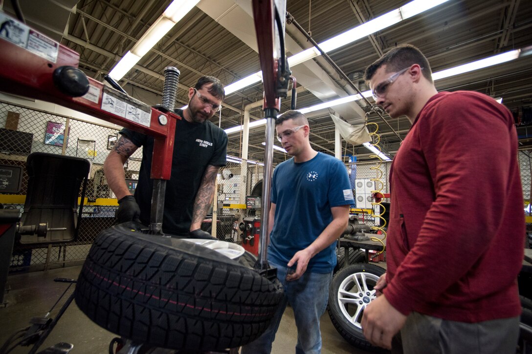 JBER Auto Skills Center