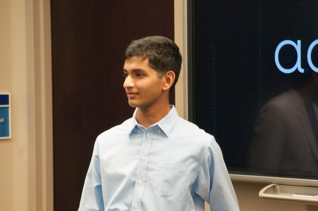 Karthik Yegnesh presents his project, 'Cosheaf Theoretical Constructions in Networks and Persistent Homology.'