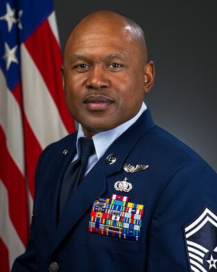 SMSgt. Christopher Minnifield official photo