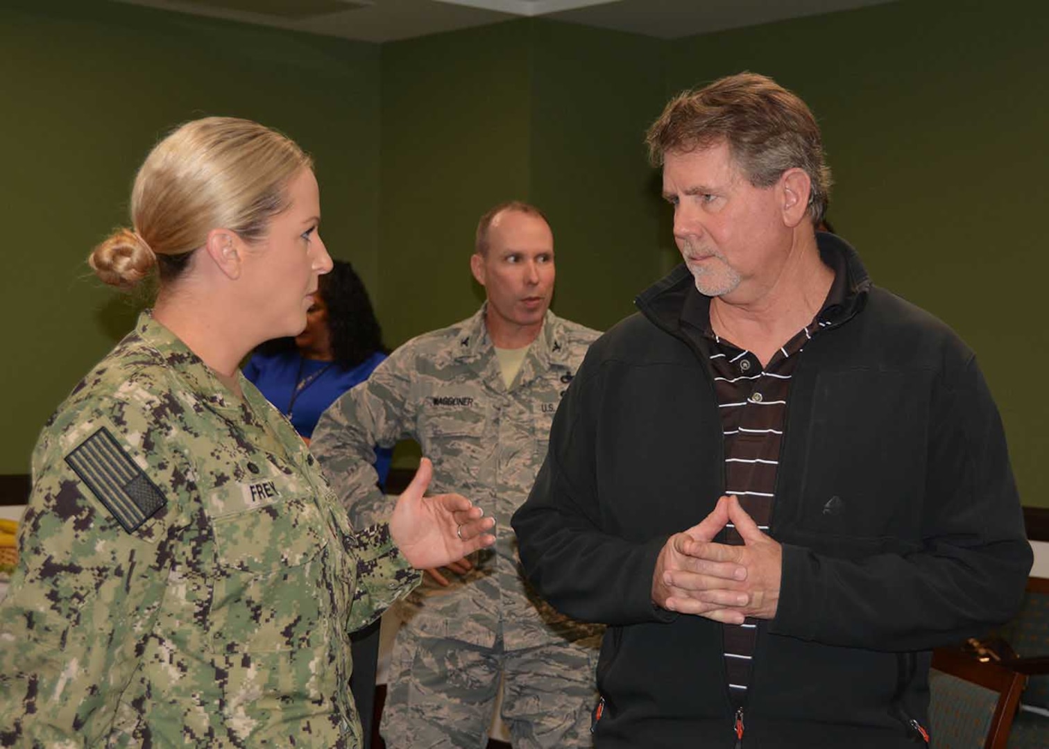 Customer Operations director hosts New Commanders’ Round Robin