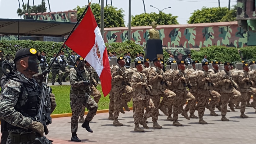 Army Reserve-PR leader shares experiences in Perú